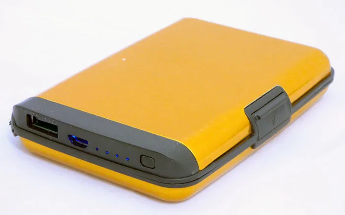 Anti-magnetic aluminum case credit card bag